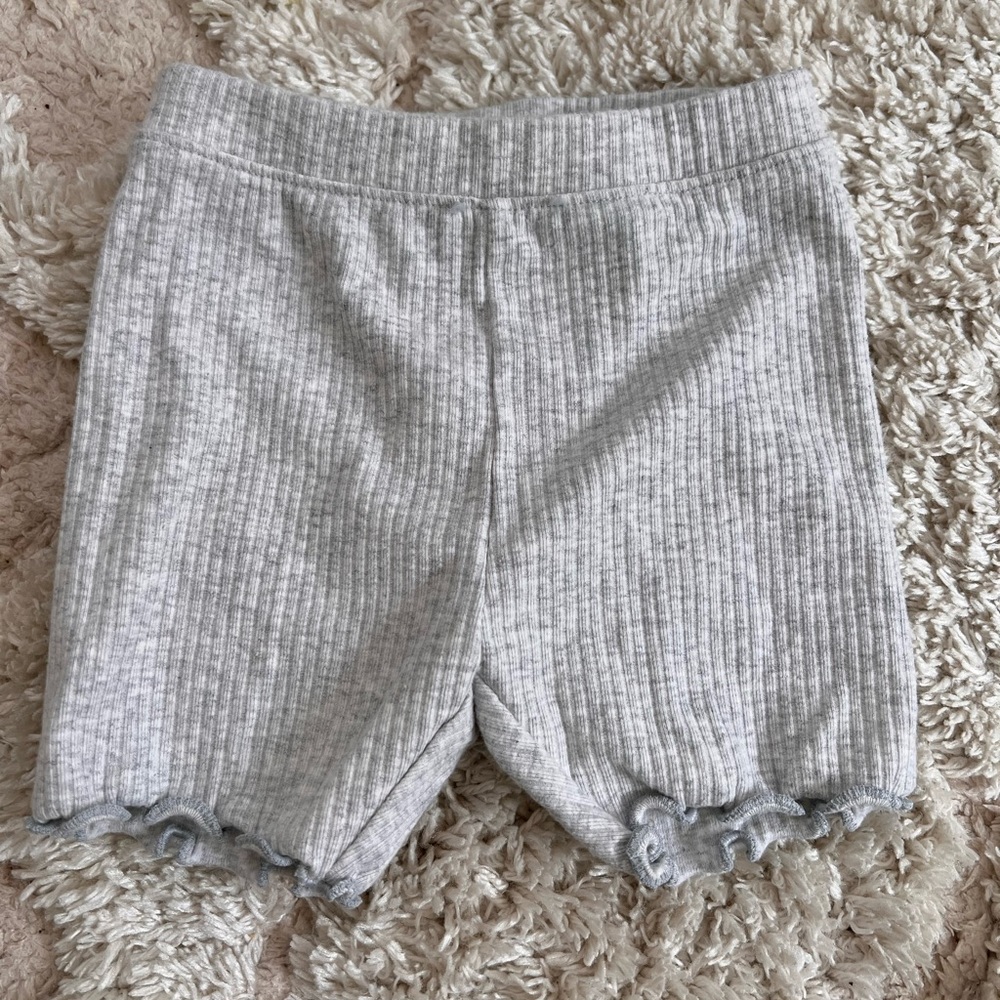 Old navy ribbed bike shorts 3T